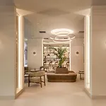 By Ihg