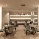 Szálloda By Ihg Szaloniki