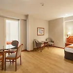 Ξενοδοχείο By Ihg