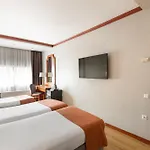 Hotel By Ihg 5*