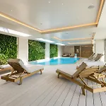 Ξενοδοχείο By Ihg 5*