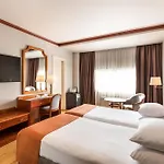 By Ihg 5*