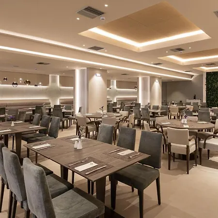 By Ihg Отель Салоники
