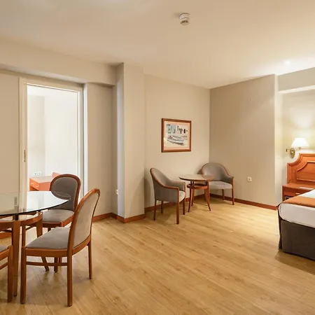 Ξενοδοχείο By Ihg