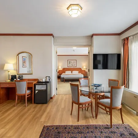 By Ihg Salonicco