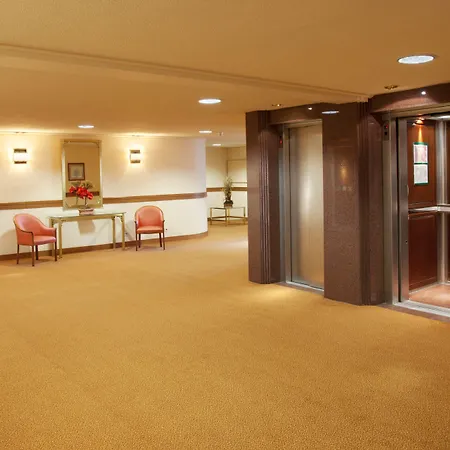 Otel By Ihg Selanik