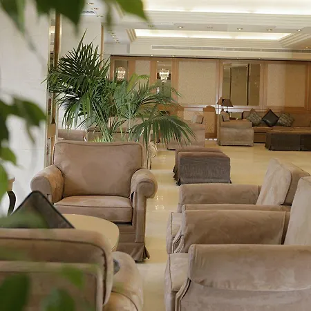 Hotel By Ihg
