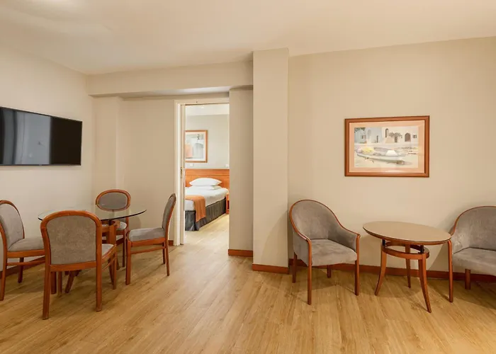 Hotel By Ihg Tessalónica