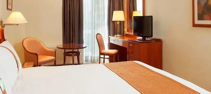 By Ihg Hotel Tessalónica