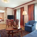 By Ihg