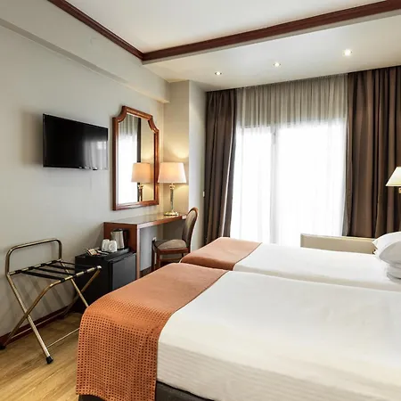 By Ihg