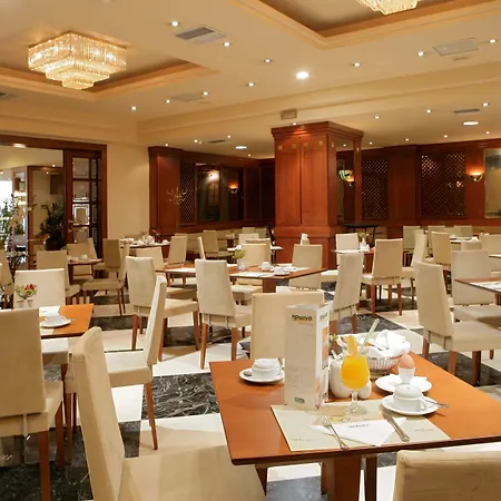 By Ihg 5*