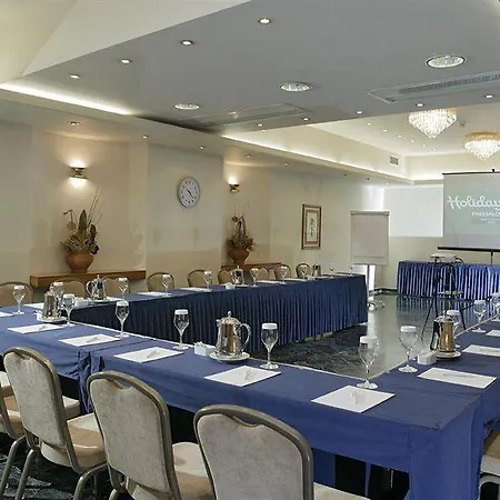 By Ihg Hotel 5*