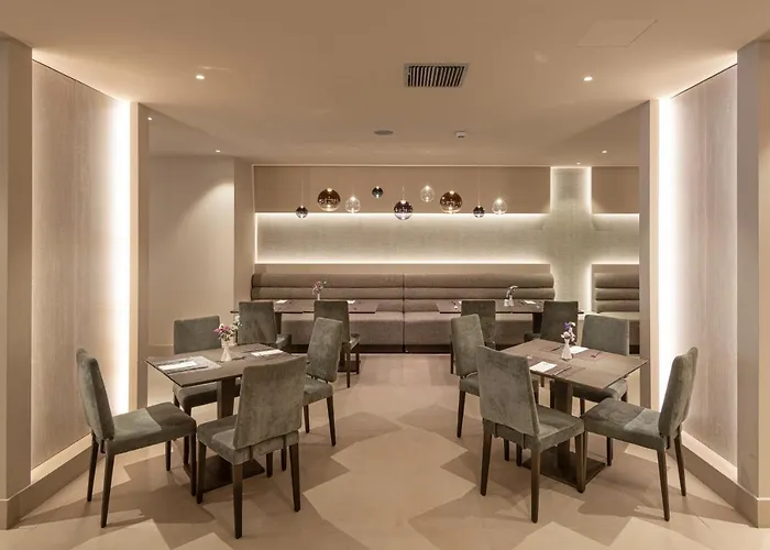 Hotel By Ihg Tessalónica
