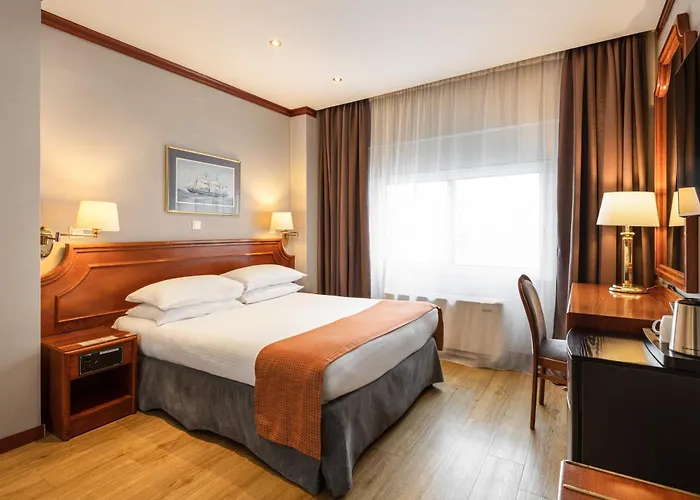 By Ihg