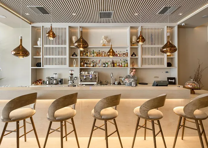 By Ihg Hotel Tessalónica