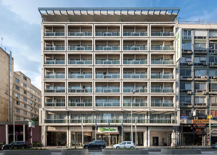 Hotel By Ihg 5*