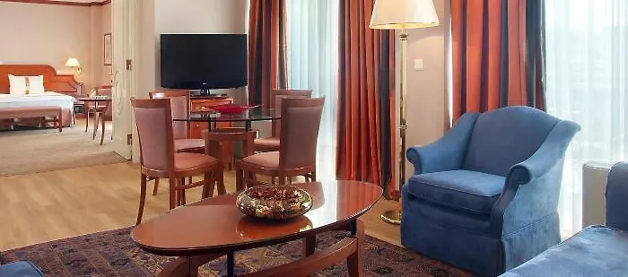 By Ihg Tessalónica